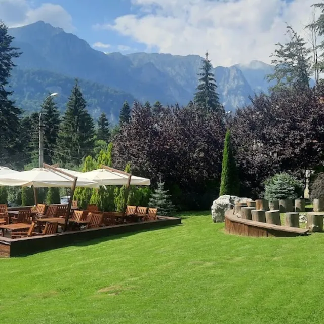 Sala de mese Kuib Restaurant Sinaia — mese si scaune Doravi