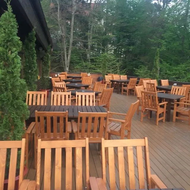 Ansamblu mobilier Kuib Restaurant Sinaia din lemn masiv